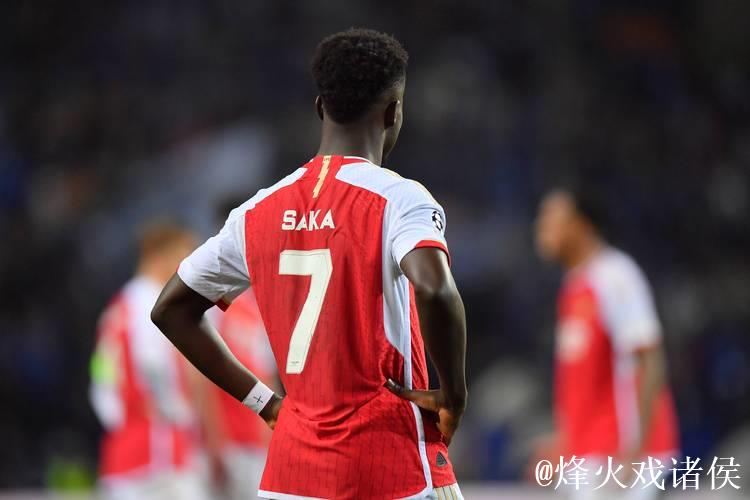 福法纳赞帕尔默为球队最佳，盛赞古斯托训练刻苦